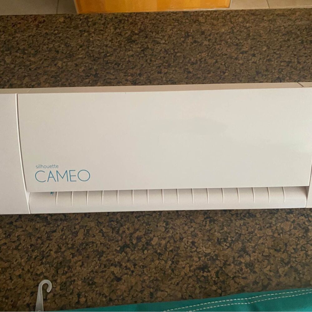 SILHOUETTE CAMEO  scrapbook cutting machine computer program diecut stickers